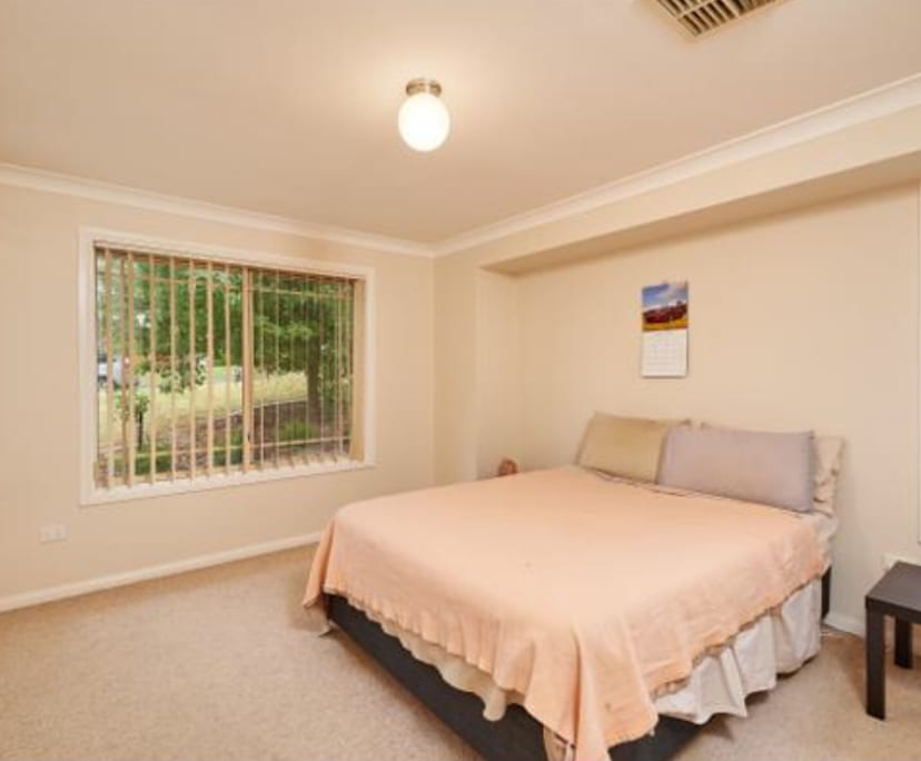 $180, Share-house, 4 bathrooms, Estella NSW 2650
