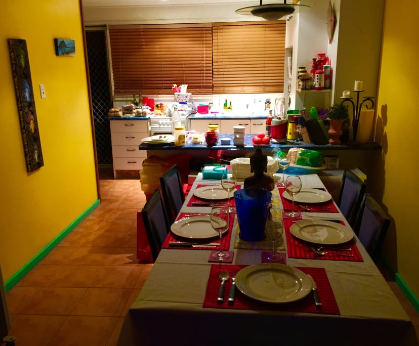 Furnished room in a flatshare
