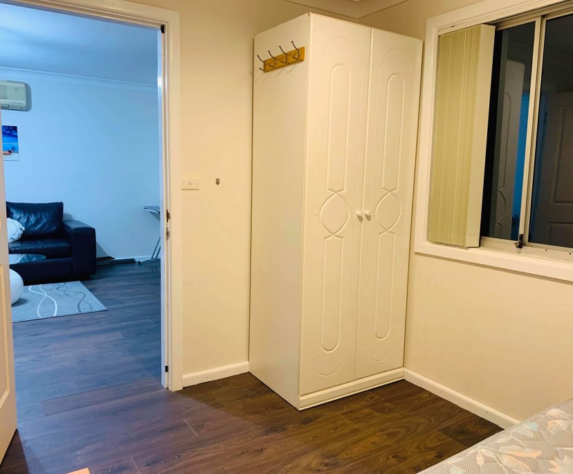 Room for Rent in Hall, Sydney 165, Furnis...