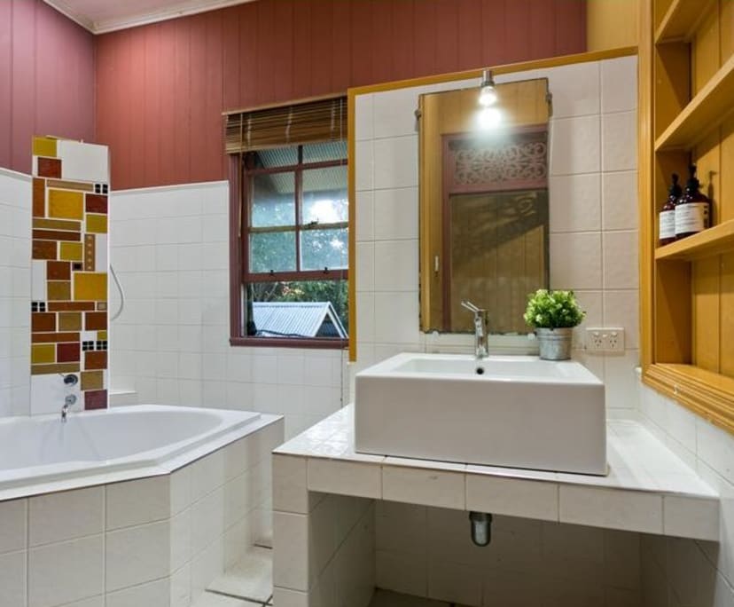 $200, Share-house, 5 bathrooms, Kelvin Grove QLD 4059