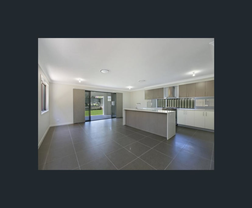 $350, Share-house, 4 bathrooms, Manly West QLD 4179