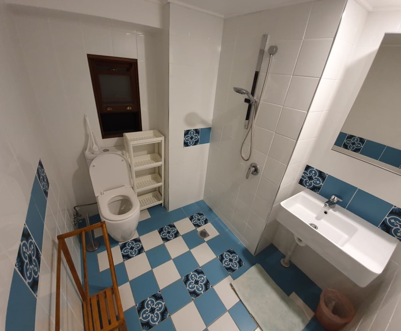 $300, Share-house, 3 bathrooms, Toowong QLD 4066