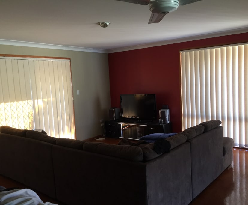 $320, Share-house, 5 bathrooms, Mudgeeraba QLD 4213