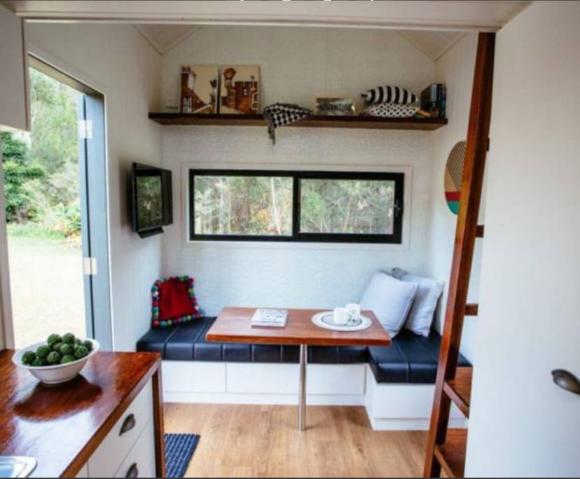 $250, Studio, 1 bathroom, Thurgoona NSW 2640