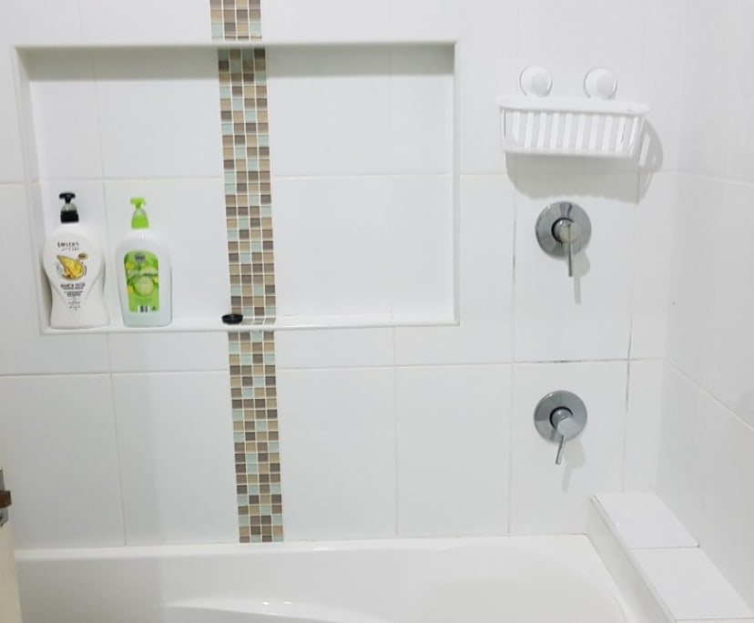 Room in a share house