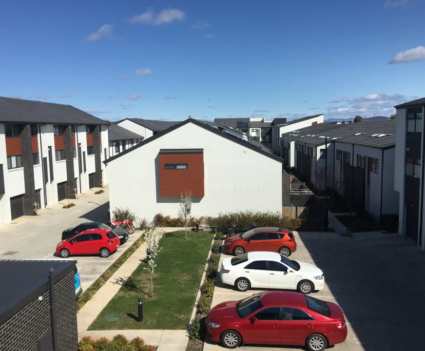 $245, Student-accommodation, 3 bathrooms, Harrison ACT 2914