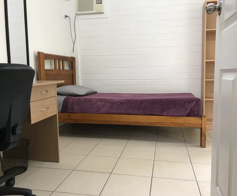 $175, Share-house, 4 bathrooms, Douglas QLD 4814