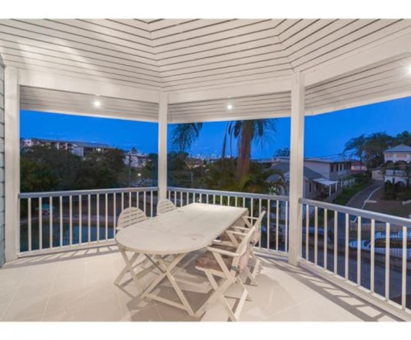 $315, Share-house, 6 bathrooms, Taringa QLD 4068