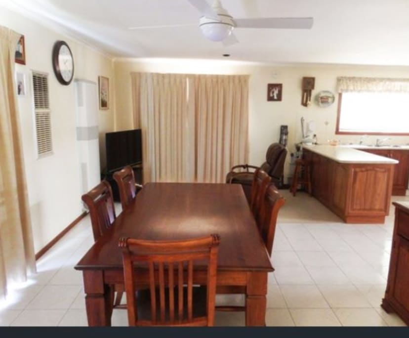 Room for Rent in Shepparton, VIC 250, Furnished,