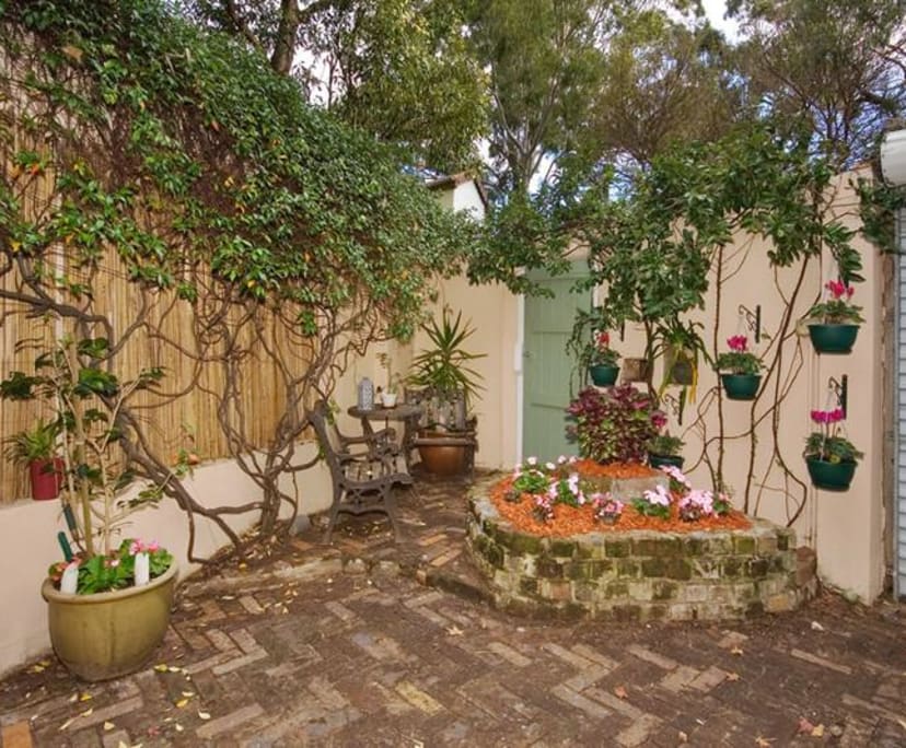 $320, Share-house, 4 bathrooms, Darlington NSW 2008