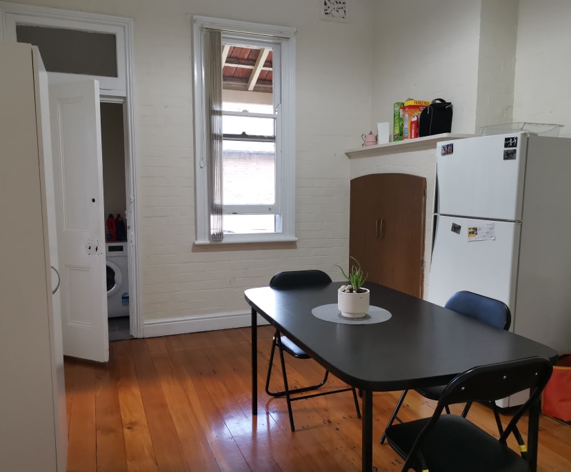Room in a share house