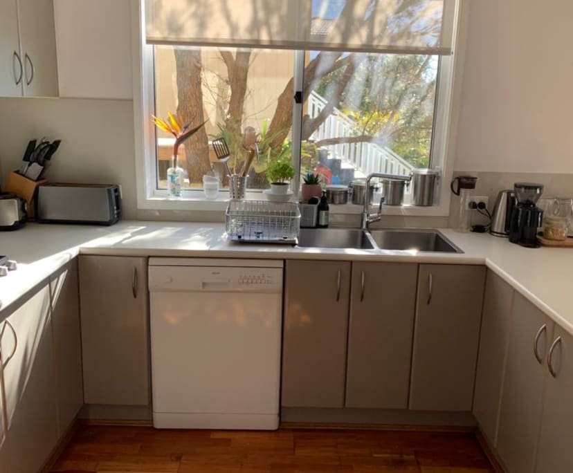 $300-350, Share-house, 2 rooms, Allambie Heights NSW 2100, Allambie Heights NSW 2100