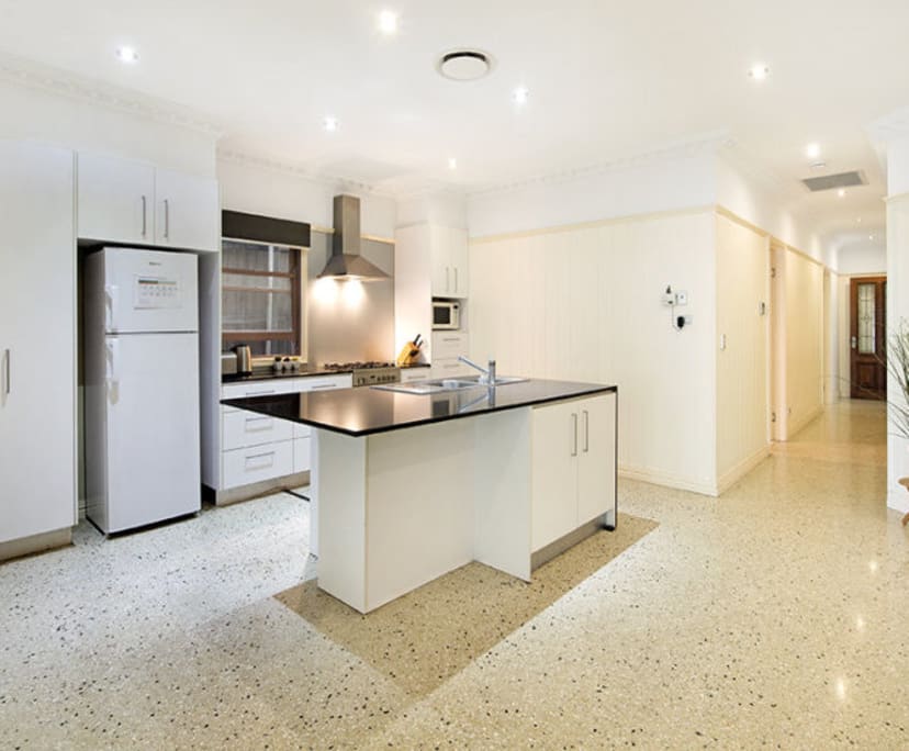 $290, Share-house, 6 bathrooms, Woolloongabba QLD 4102