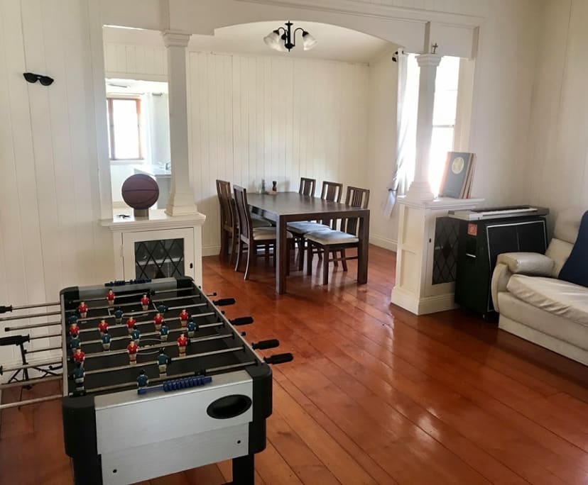 Room in a share house