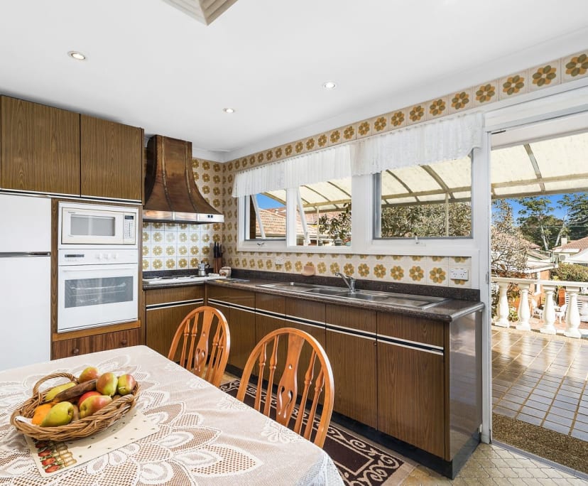 Room in a share house