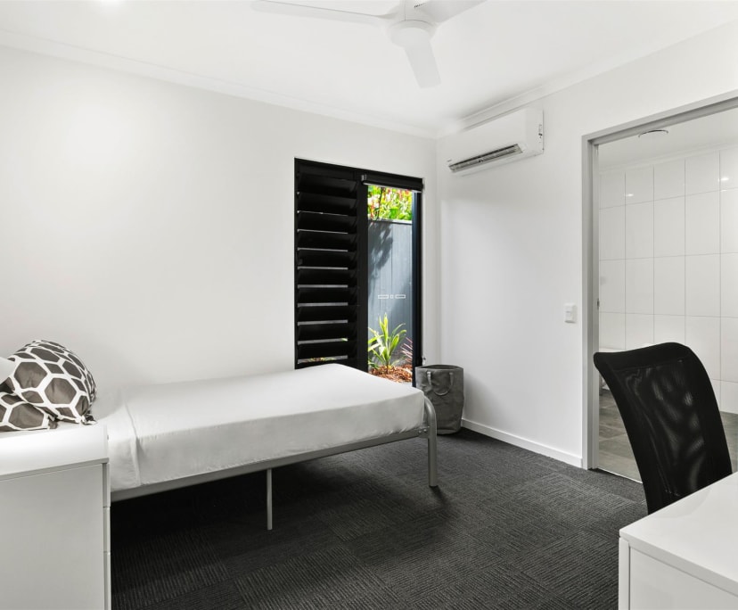 $311-415, Flatshare, 2 rooms, Parramatta Park QLD 4870, Parramatta Park QLD 4870