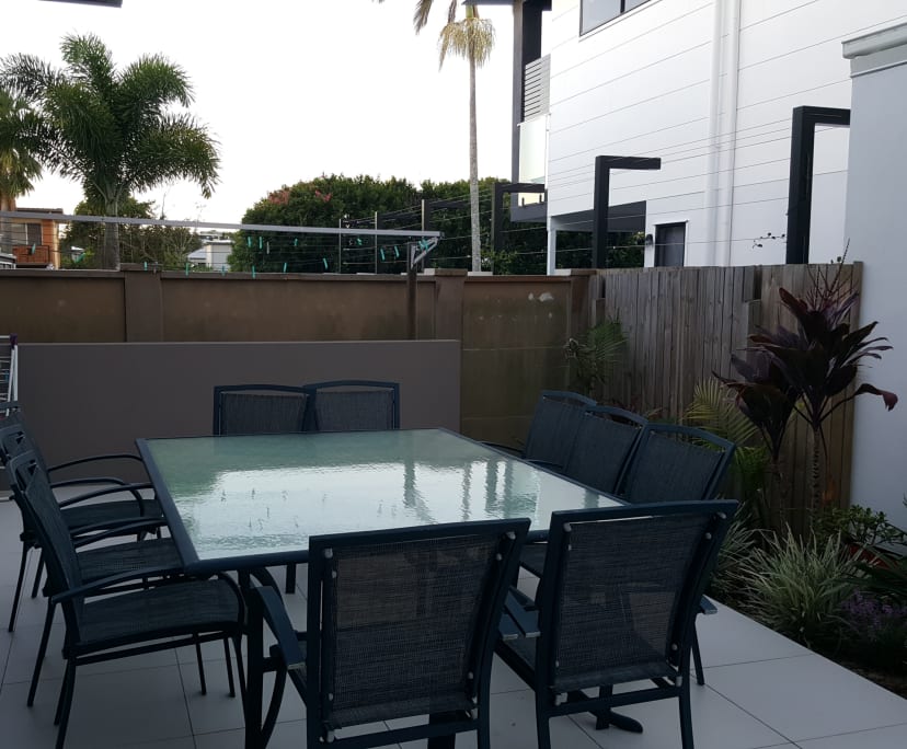 $210, Share-house, 3 bathrooms, Bulimba QLD 4171
