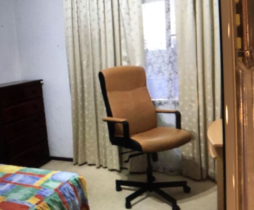 Furnished room in a share house