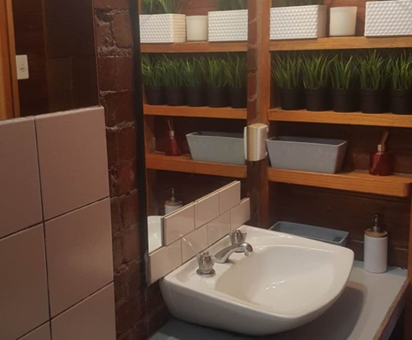 $270, Share-house, 3 bathrooms, St Kilda VIC 3182