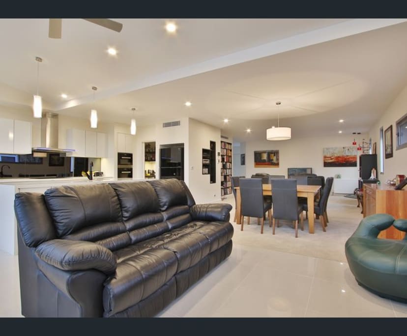 $330, Share-house, 3 bathrooms, Doncaster VIC 3108