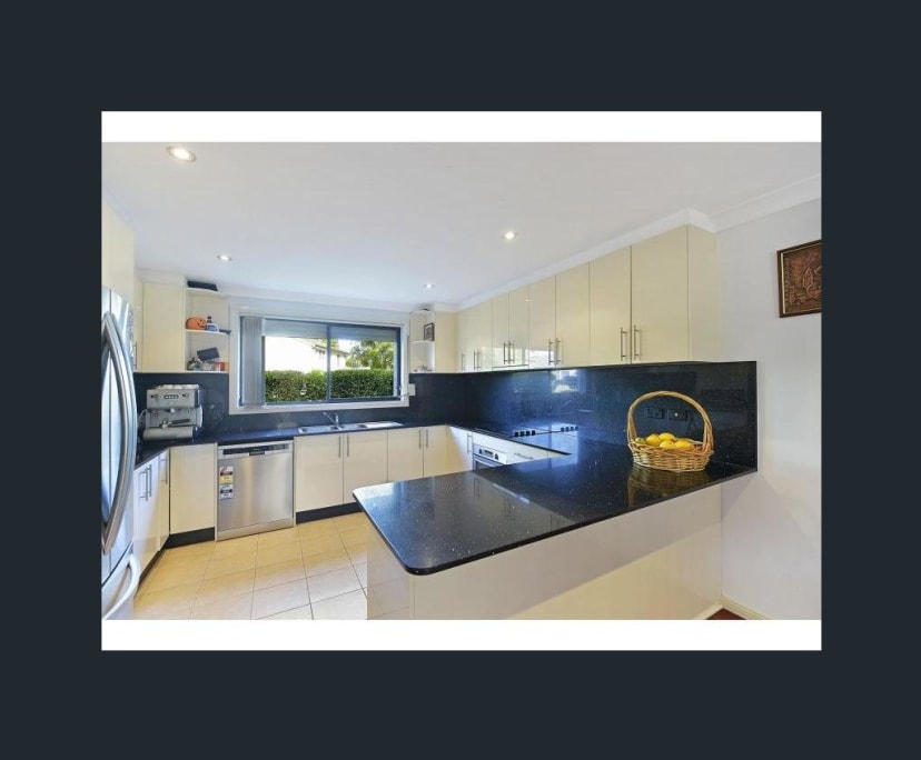 Furnished room in a share house