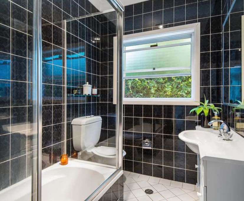 Room for Rent in Mona Vale, Sydney 290, Furnished...