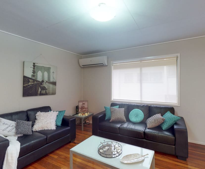 $399, Share-house, 3 bathrooms, Saint Lucia QLD 4067