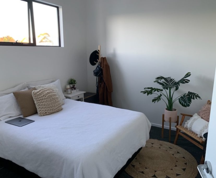 Room in a share house