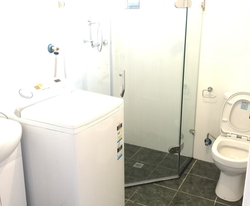 $240, Share-house, 6 bathrooms, Maroubra NSW 2035