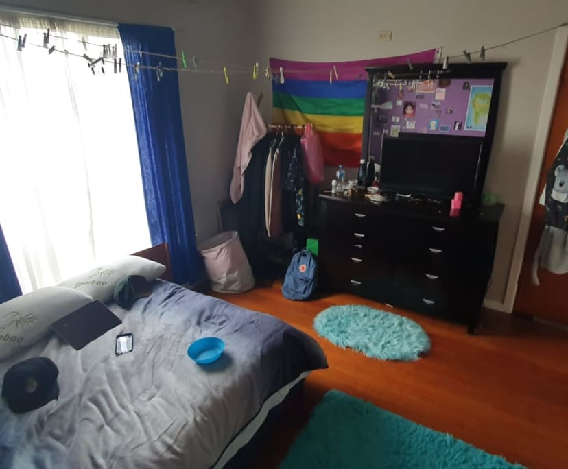 Room in a share house