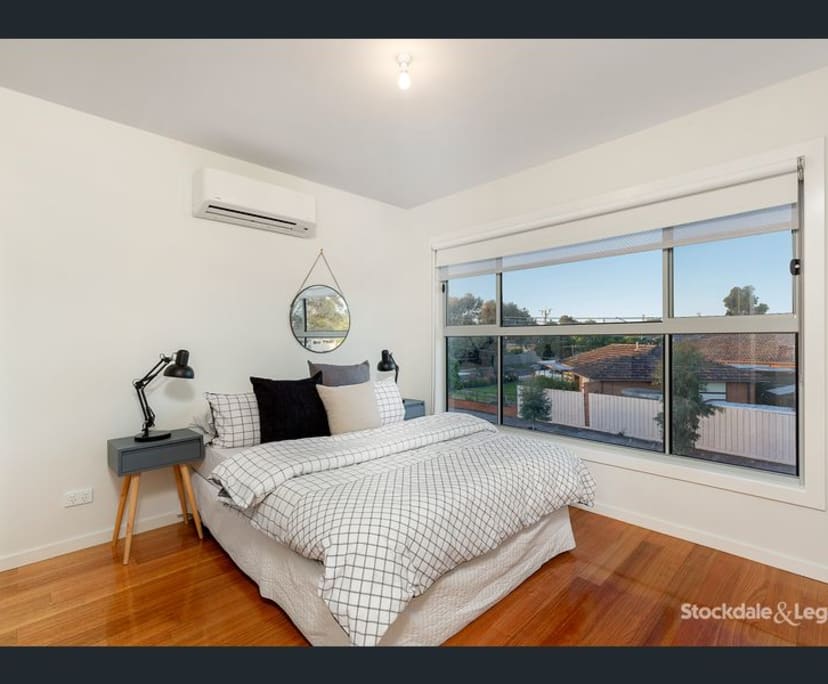 Unfurnished room with own bathroom