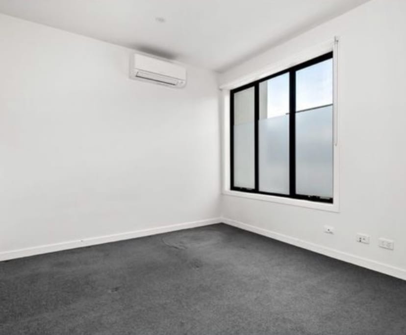 Room for Rent in Mont Albert, Melbourne 260, Furn...