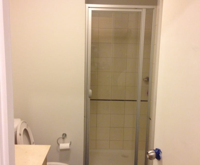 $135, Flatshare, 3 bathrooms, Melbourne VIC 3000