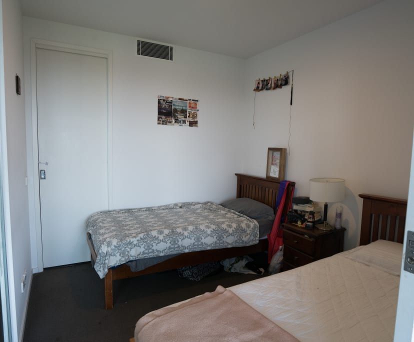 $250, Flatshare, 2 bathrooms, Travancore VIC 3032