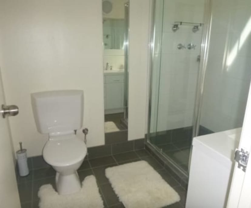 $450, Share-house, 3 bathrooms, Mount Lawley WA 6050