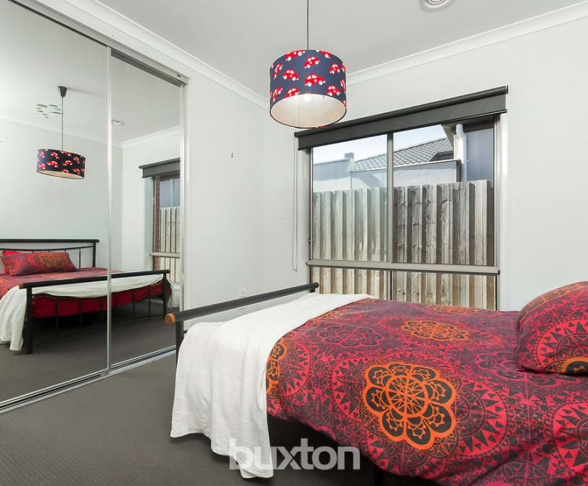 Room in a share house