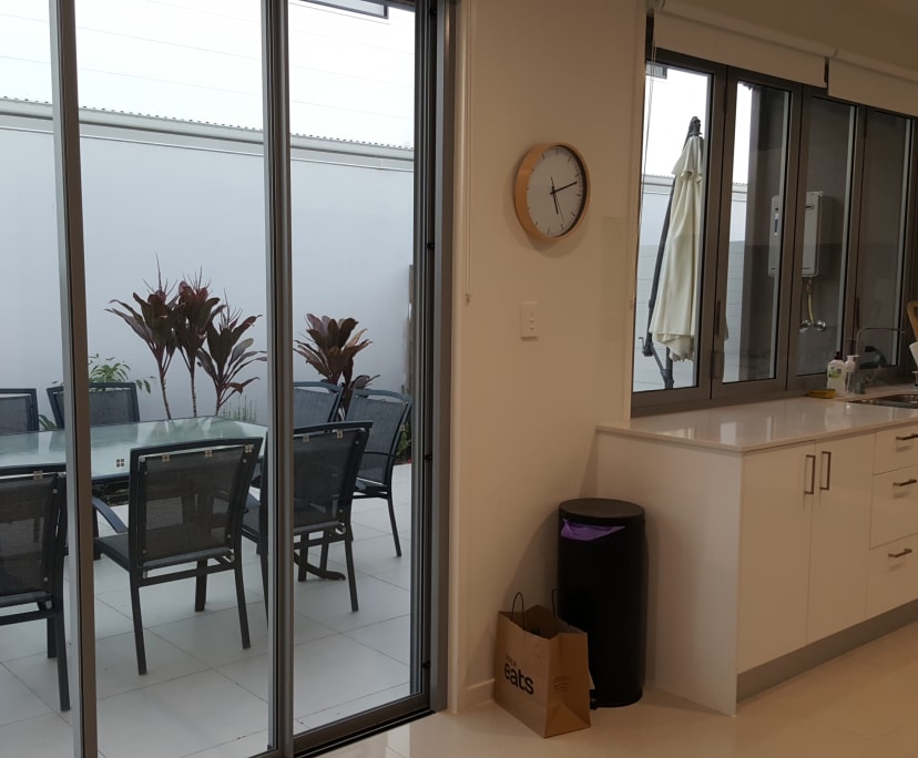 $210, Share-house, 3 bathrooms, Bulimba QLD 4171