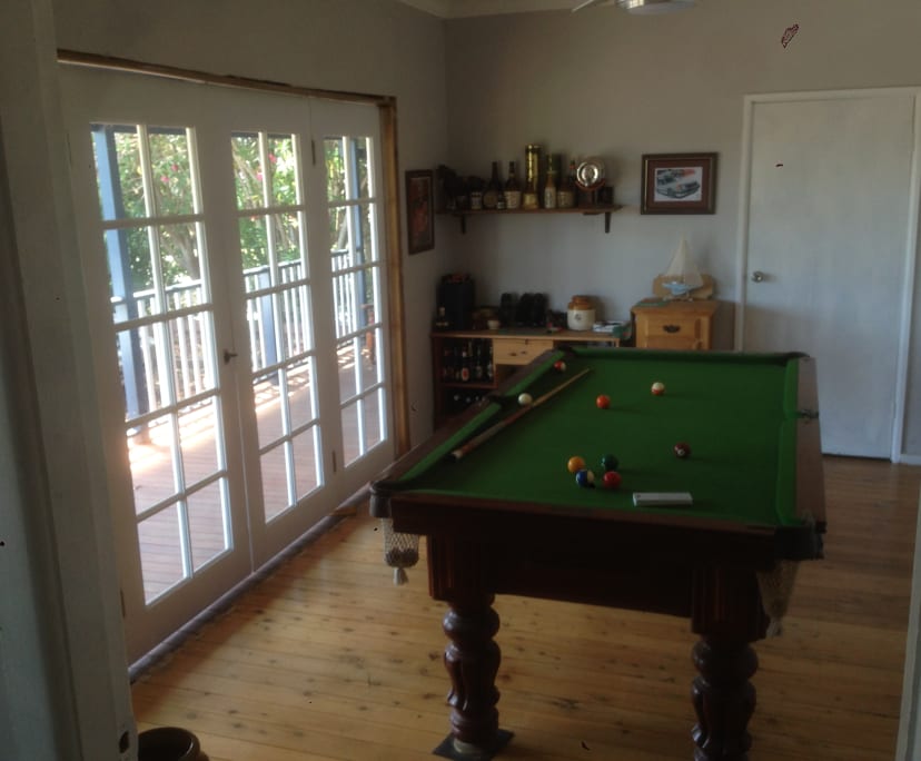 Room in a share house