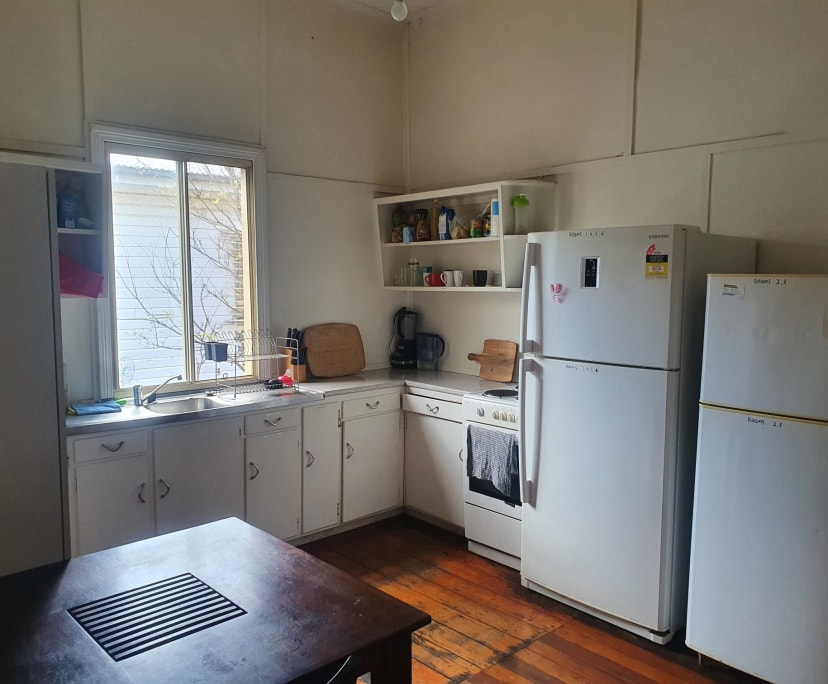 $160, Share-house, 5 bathrooms, Annerley QLD 4103