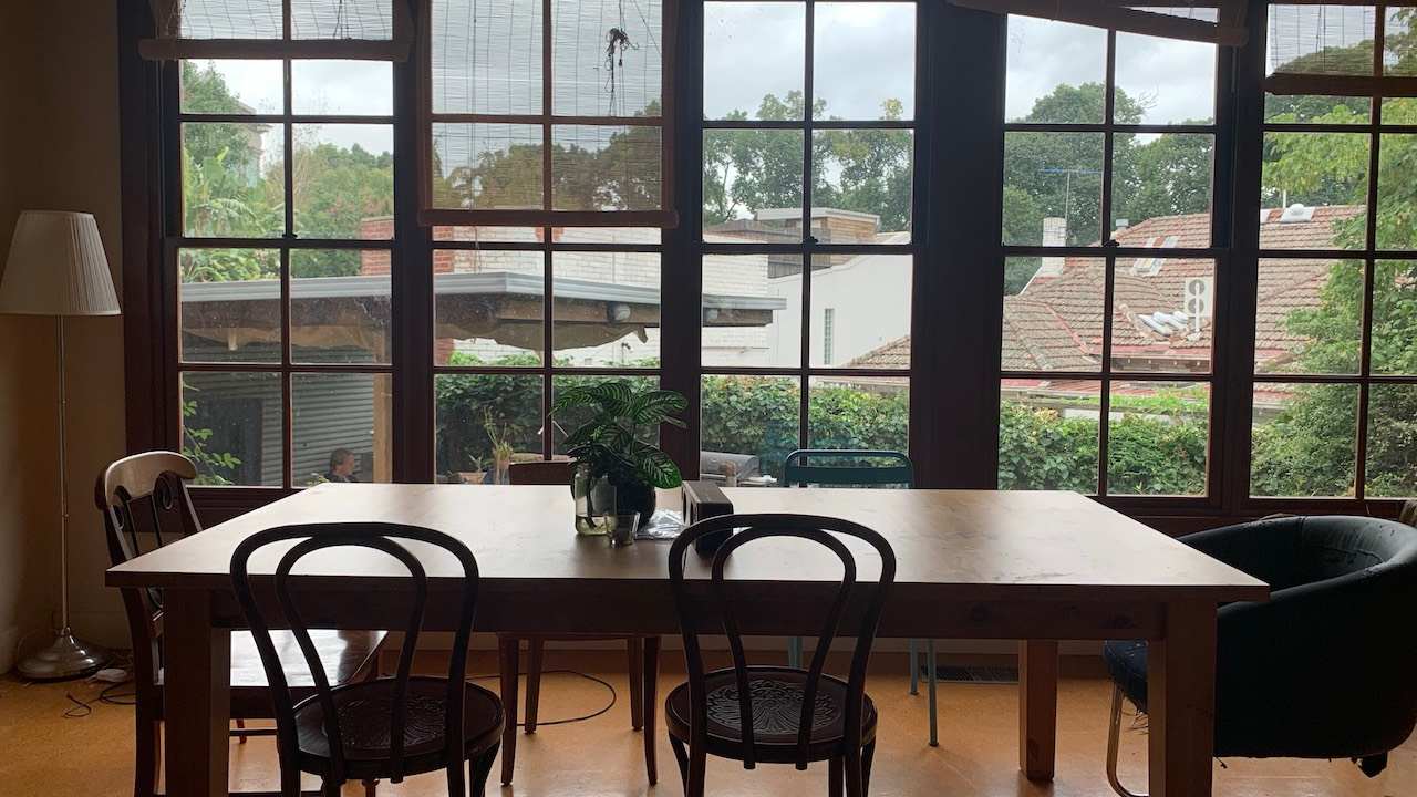 Furnished room in a share house
