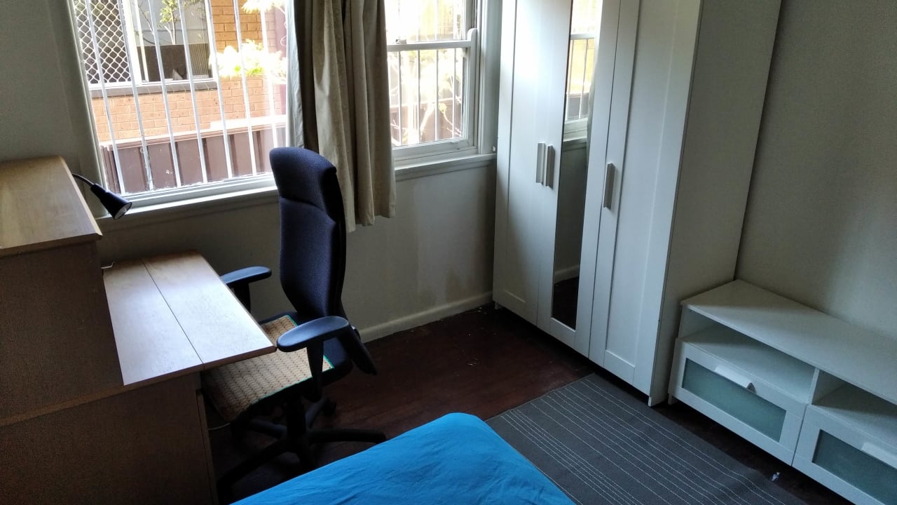 Furnished room in a share house