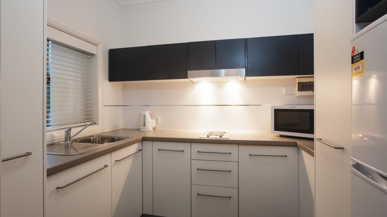 Furnished room with ensuite in a flatshare