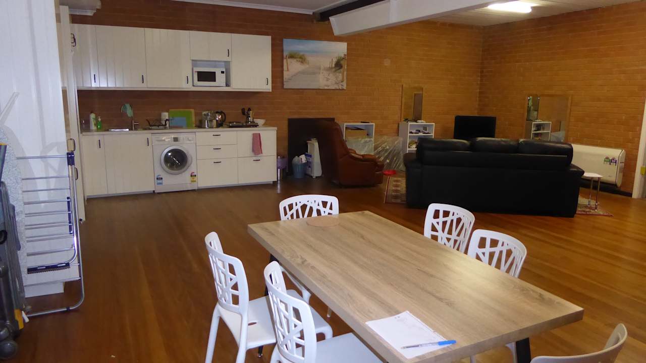 Furnished room studio flat for rent