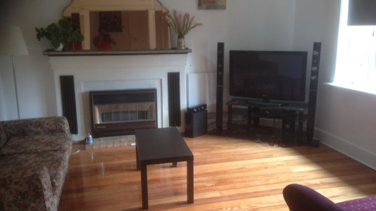 Whole property with 2 rooms for rent