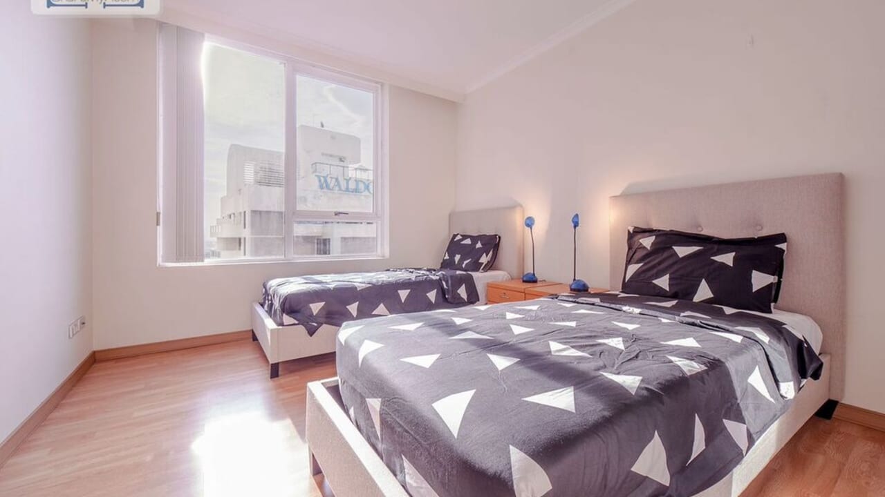 Furnished room in a flatshare
