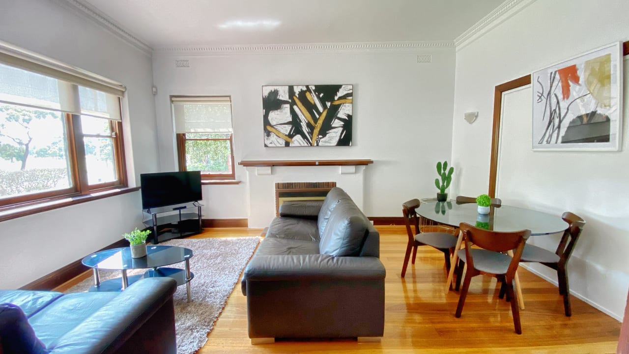 Whole property with 4 rooms for rent