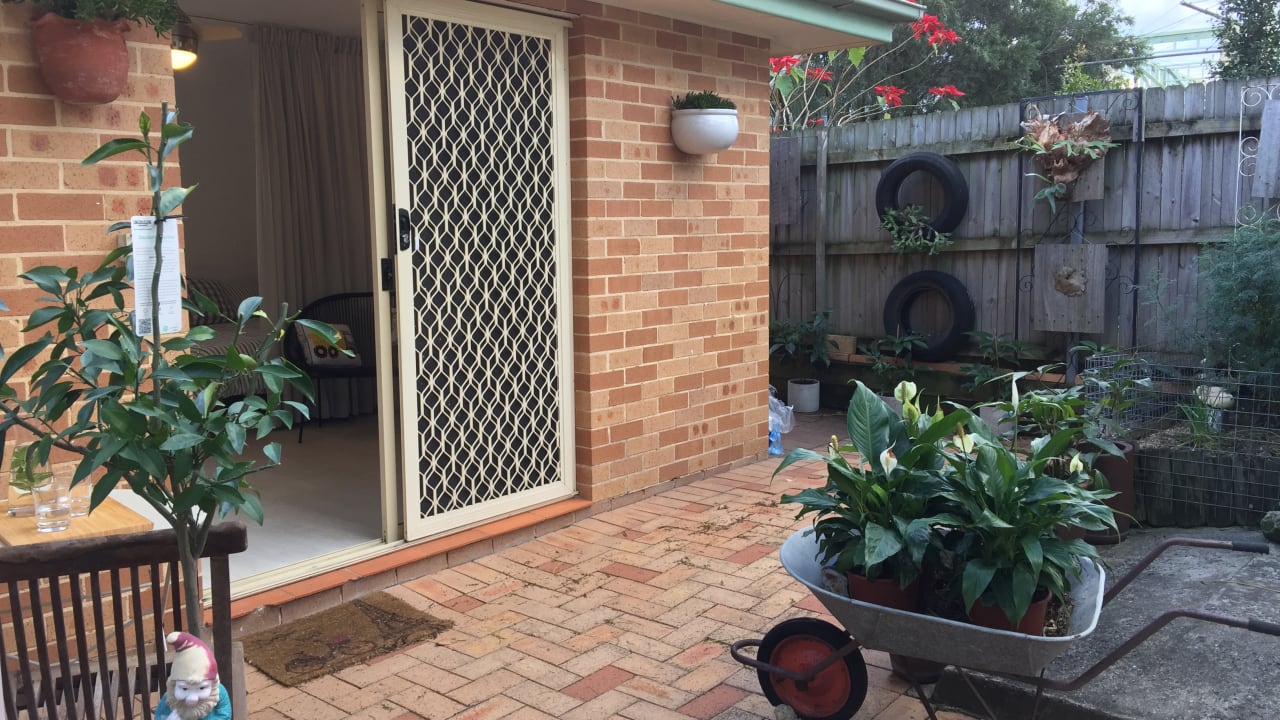 Furnished room granny flat for rent