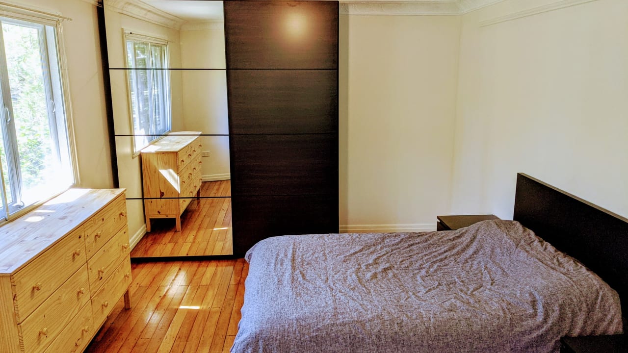 Unfurnished room in a share house