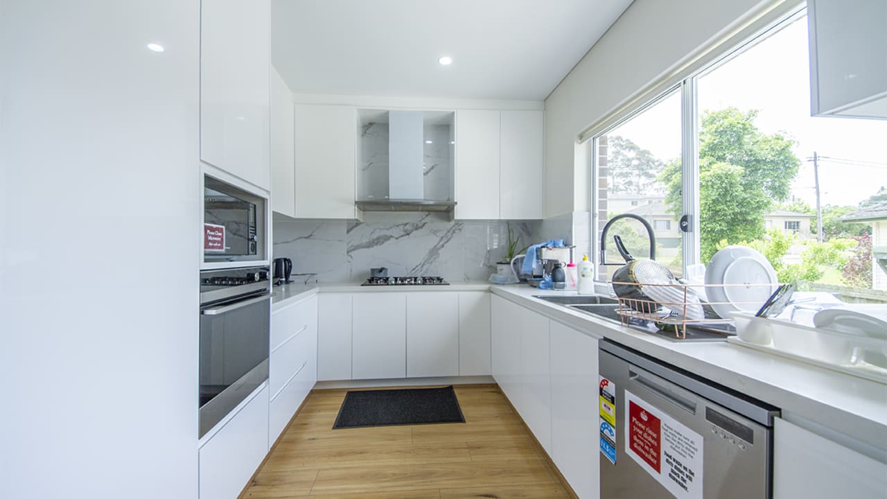 Furnished room in a share house