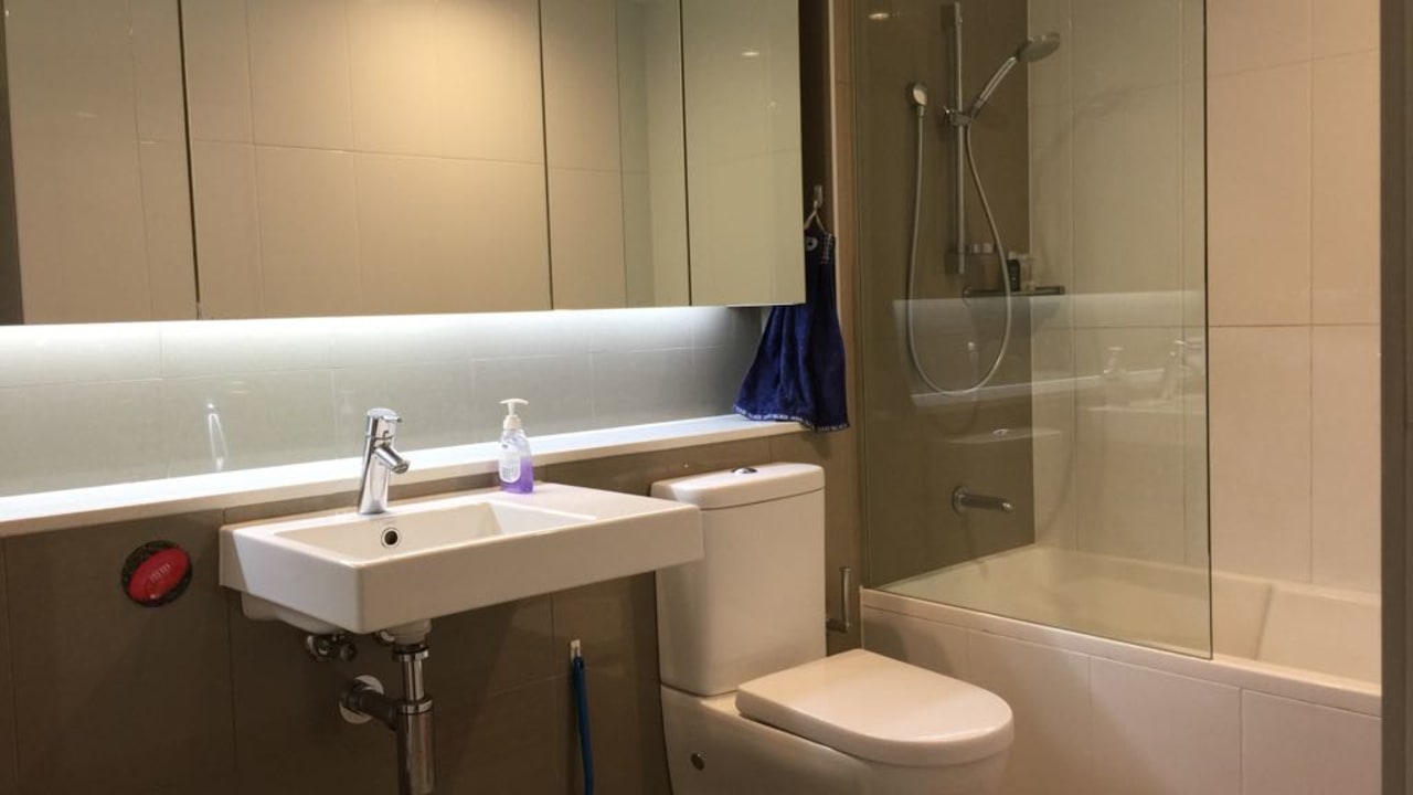Furnished room in a flatshare
